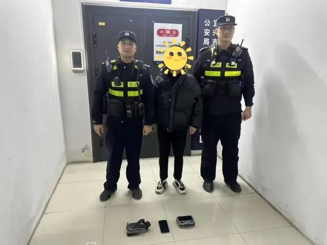 了男子用无人机到酒店51楼不雅凯发k8国际厅登录担心的事发生(图2)