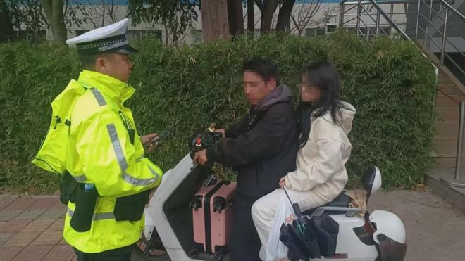 了；深圳全市严查电动车违法行为特事凯发首页登录好消息：香港能刷深圳通(图2)